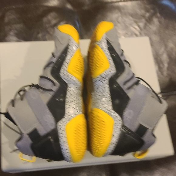 adidas Top Ten 2000 Shift Gray Sun size 8.5 - Picture 2 of 7